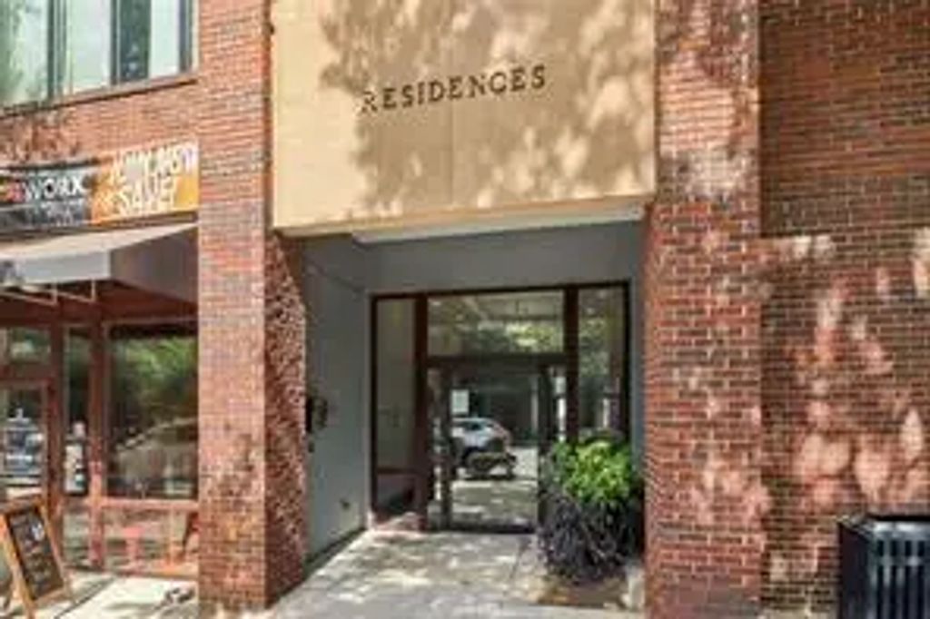 Unit 300 - 1418 Dresden Drive Ne, Atlanta
