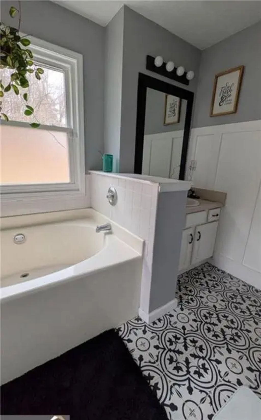 230 Overlook Drive, Covington