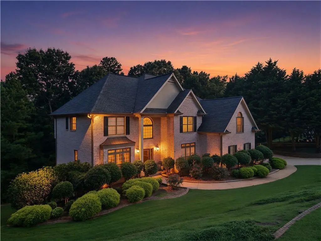7741 Windswept Way, Douglasville