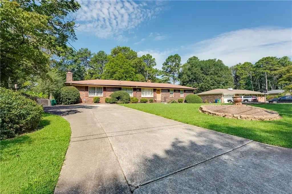 1419 Jon Juca Court, Stone Mountain