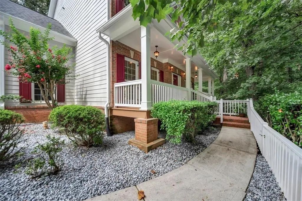 453 Cooper Woods Court Se, Smyrna
