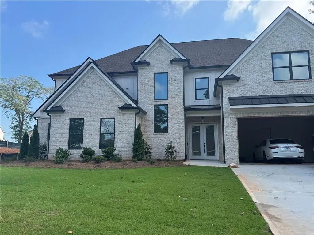 360 Smokey Road, Buford