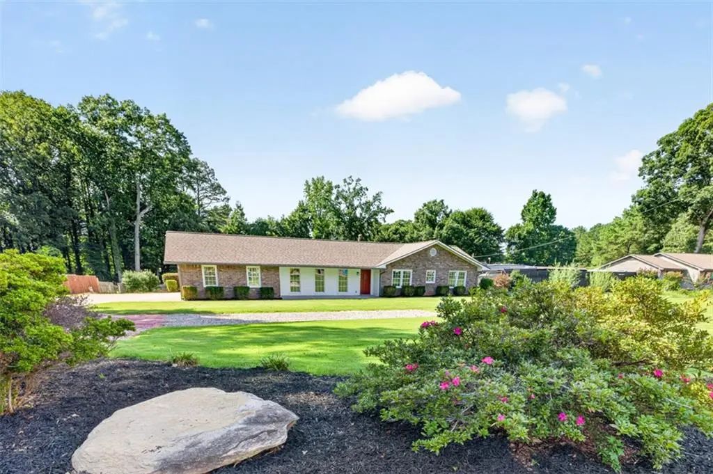 2637 Stone Drive Sw, Lilburn