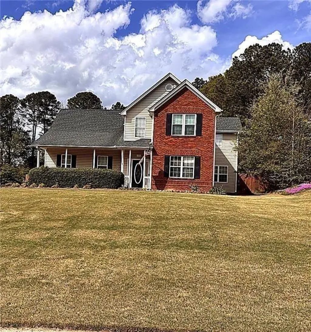 543 Saddle Ridge Drive, Bethlehem