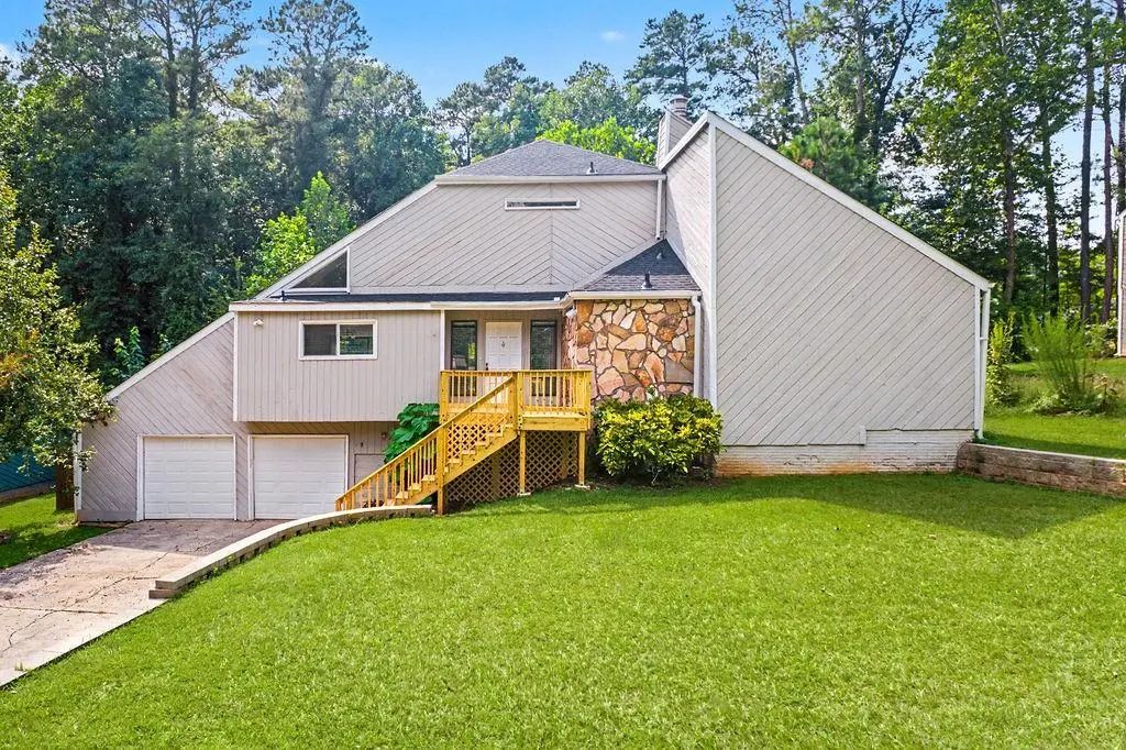 2186 Cedar Forks Drive, Marietta
