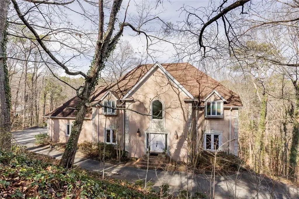 5105 Jett Forest Trail Nw, Atlanta