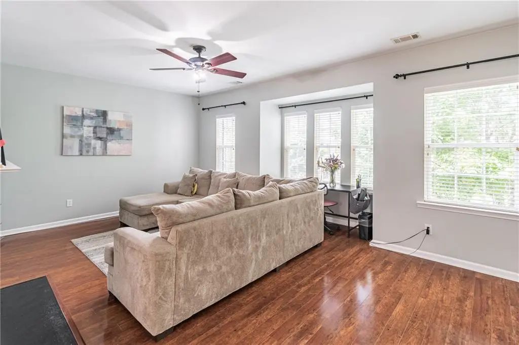 1216 Park Pass Way, Suwanee