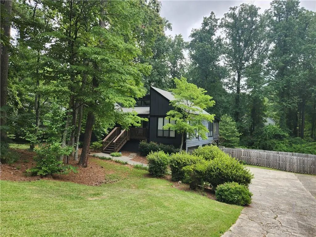 3086 Holly Mill Run, Marietta