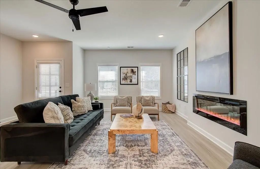1931 Kinnard Alley, Kennesaw
