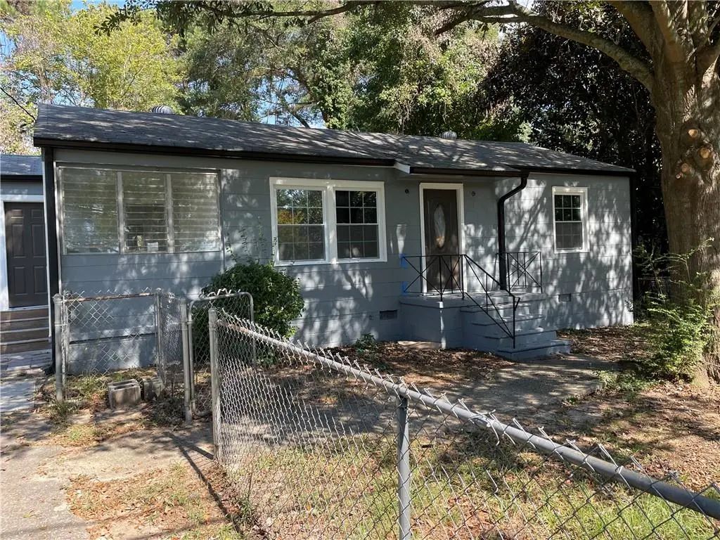 378 Gresham Road Sw, Mableton
