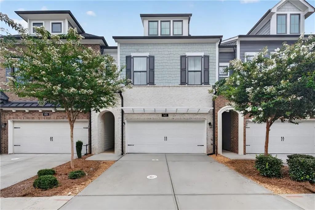945 Kenway Avenue, Roswell