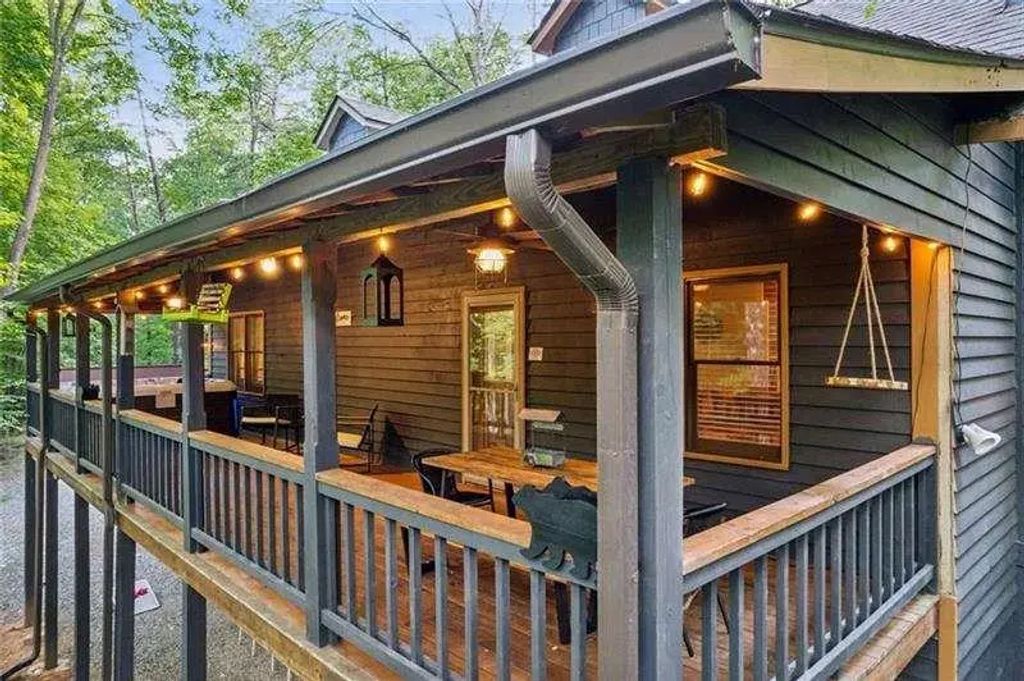 889 Granny Branch Drive, Blue Ridge