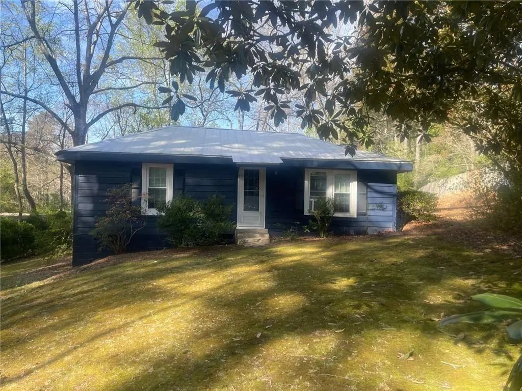 16040 Henderson Road, Milton