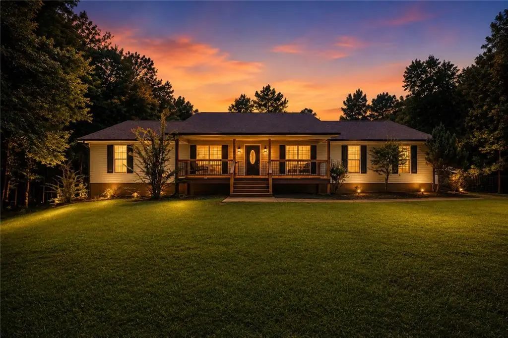 2182 Leguin Mill Road, Locust Grove