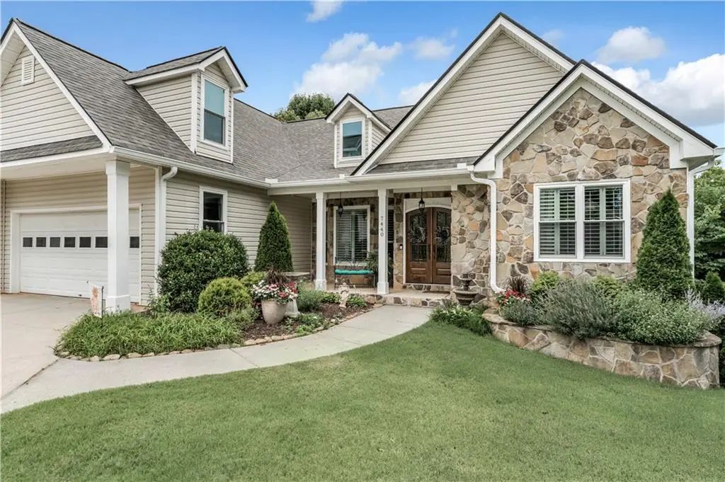 7440 Gentry Way, Cumming