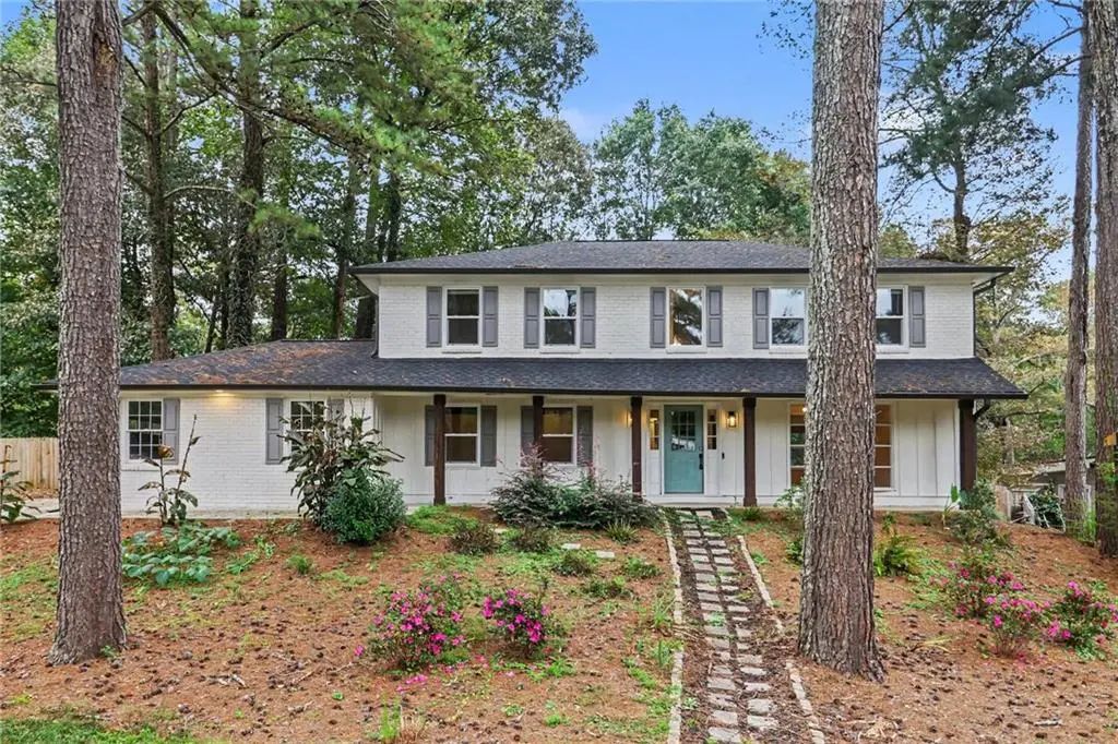 1772 Huntingford Drive, Marietta