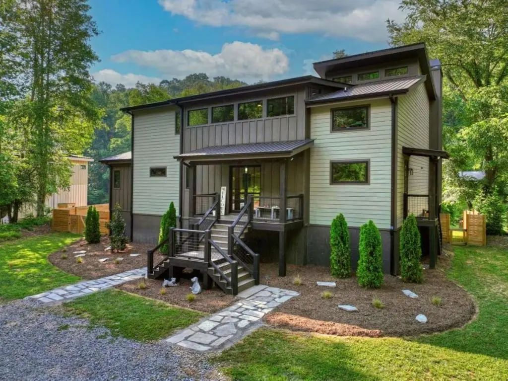 60 Hiles Hatch Lane, Blue Ridge