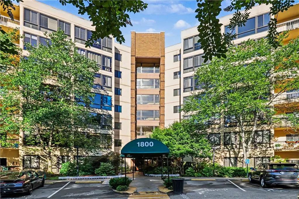 Unit 711 - 1800 Clairmont Lake, Decatur