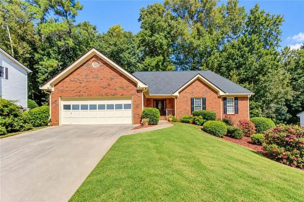 291 Shore Drive, Suwanee