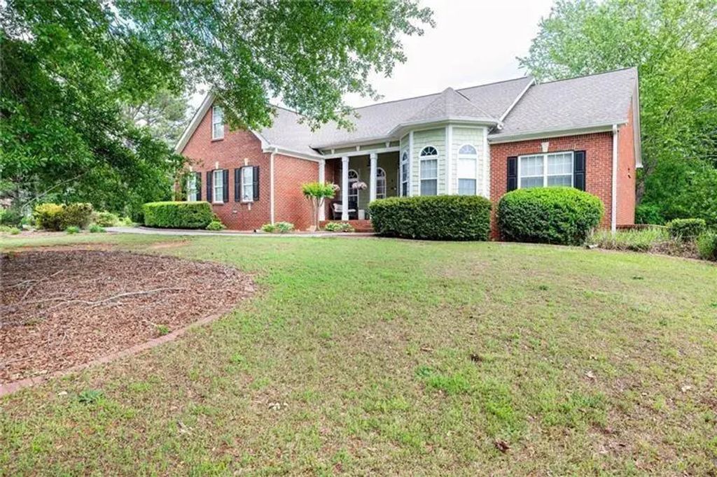 1510 Pecan Plantation Court, Loganville