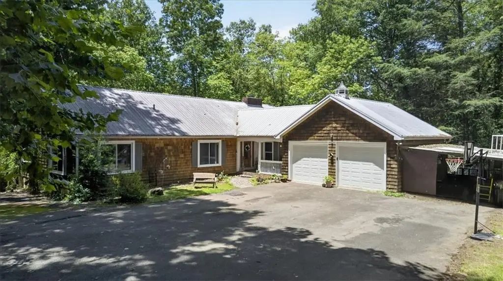 1965 Highway 52 E, Ellijay