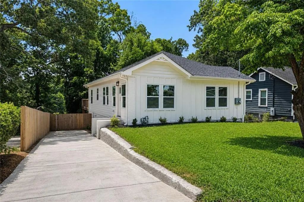 1502 Venetian Drive, Sw, Atlanta