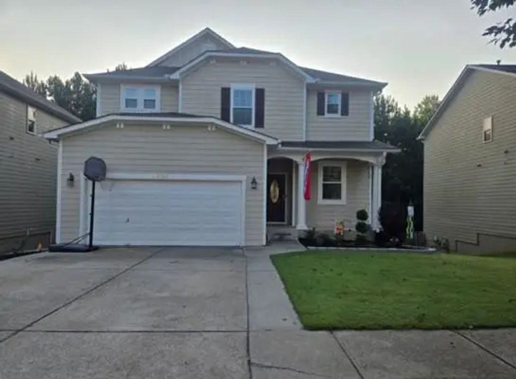 1198 Lanier Springs, Buford
