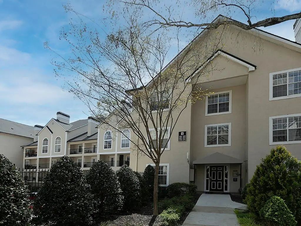 Unit 352 - 3655 Habersham Road Ne, Atlanta