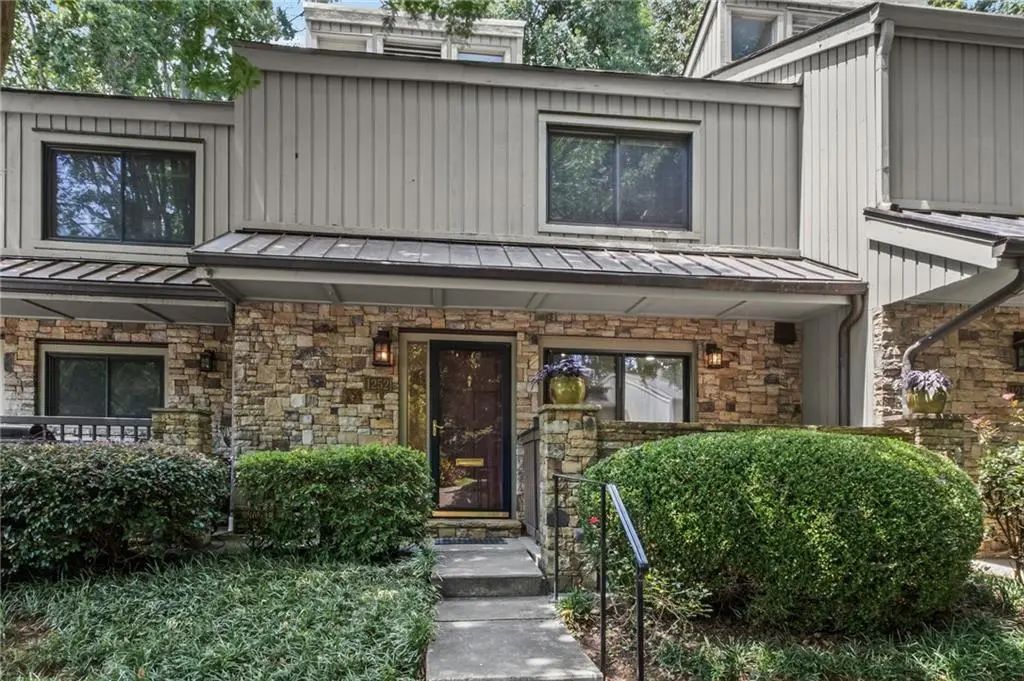 1252 Druid Knoll Drive Ne, Brookhaven