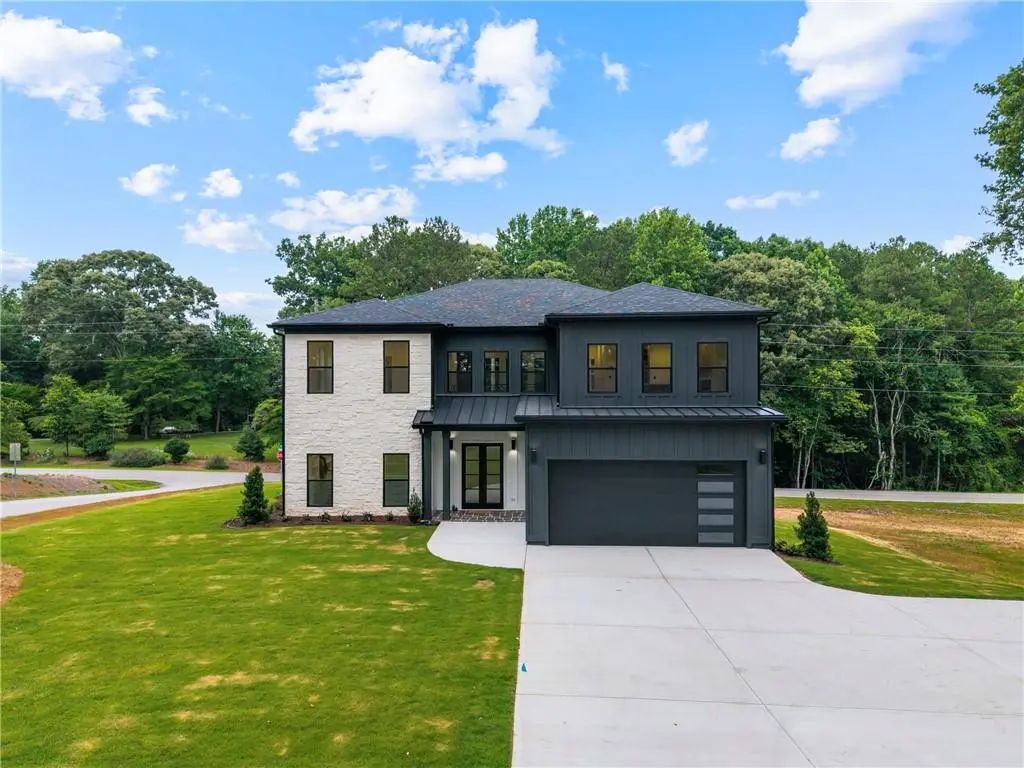3634 Thompson Bend, Gainesville