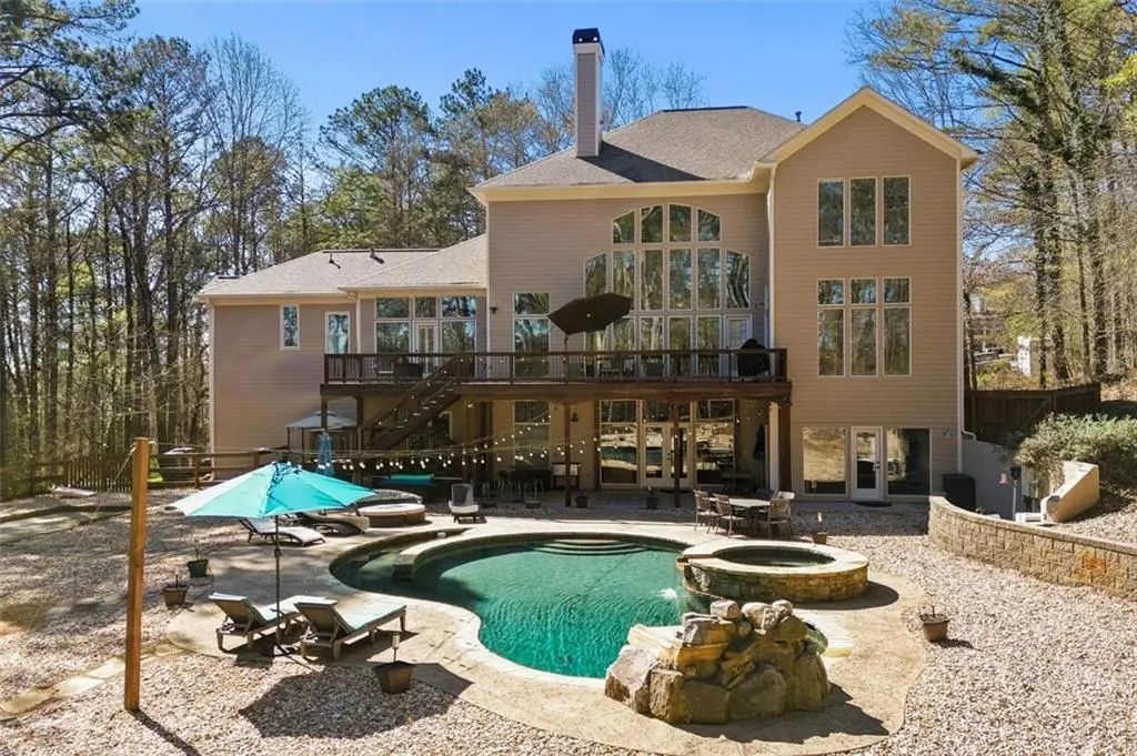 950 Casteel Road, Powder Springs