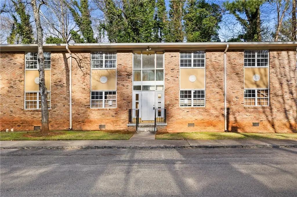 1620 Line Circle, Decatur