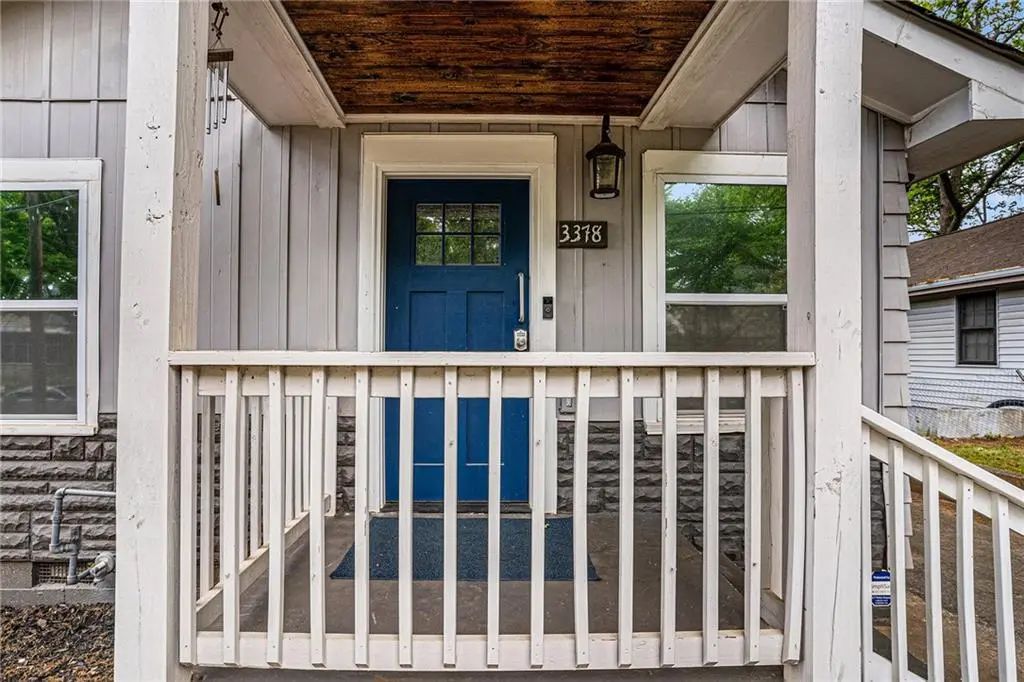 3378 Lavista, Hapeville