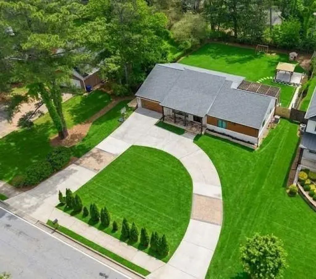 4130 Lower Roswell Road, Marietta