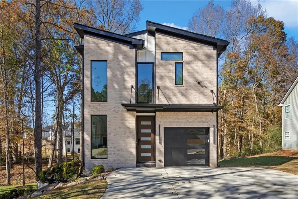 752 Crystal Bay Road, Villa Rica