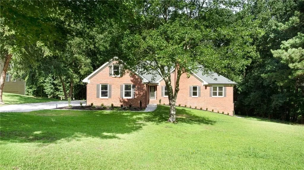 1055 Windridge Drive, Loganville