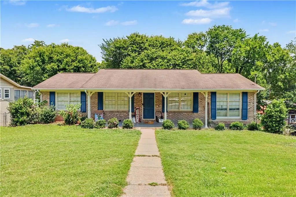 202 Cherry Hill Drive, Calhoun