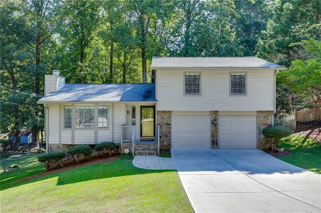 978 Chartley Drive Sw, Lilburn