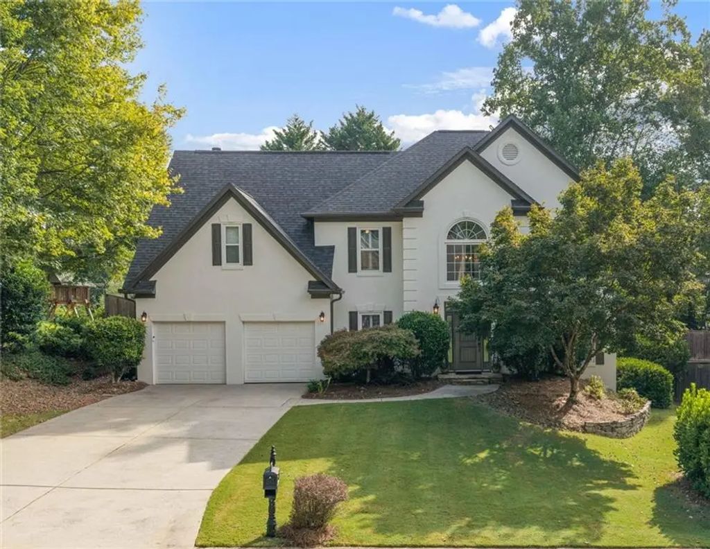 210 Bristolstone Court, Alpharetta