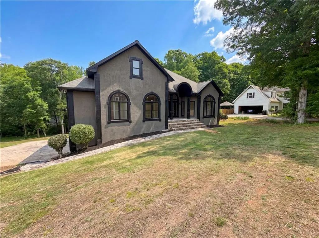 15 Navaho Lane, Sharpsburg