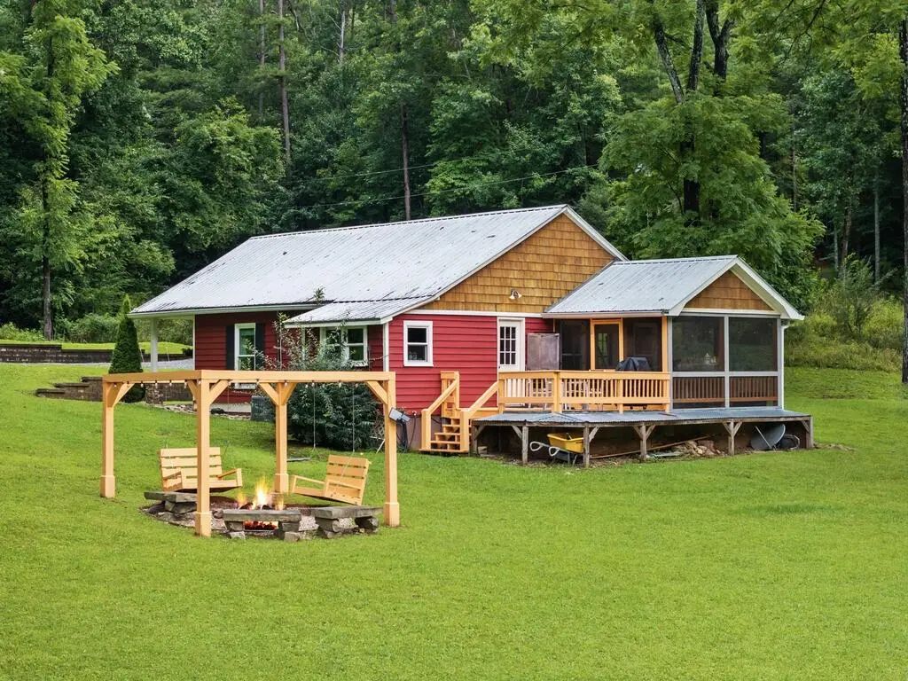 30 Seabolt, Morganton