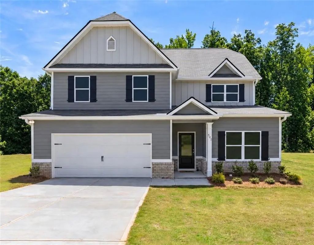 501 Charleston Place, Villa Rica