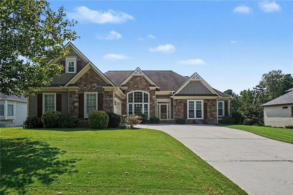 1935 Heritage Green Drive, Marietta
