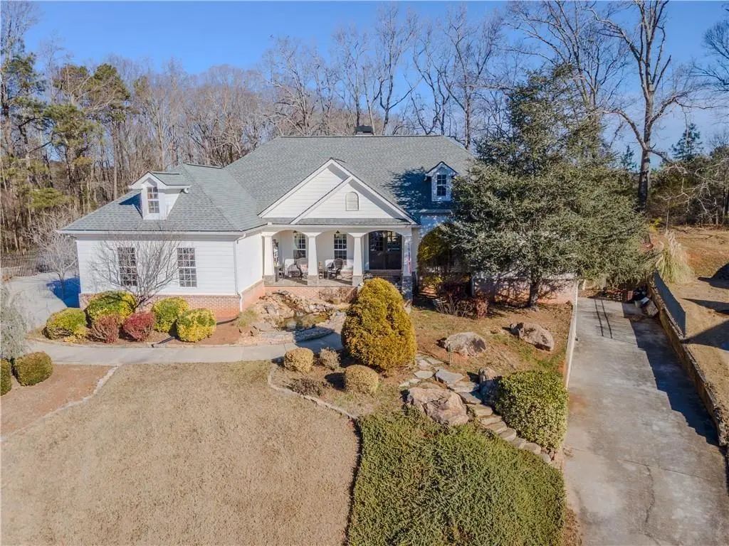 410 Caldwell Lane, Hoschton