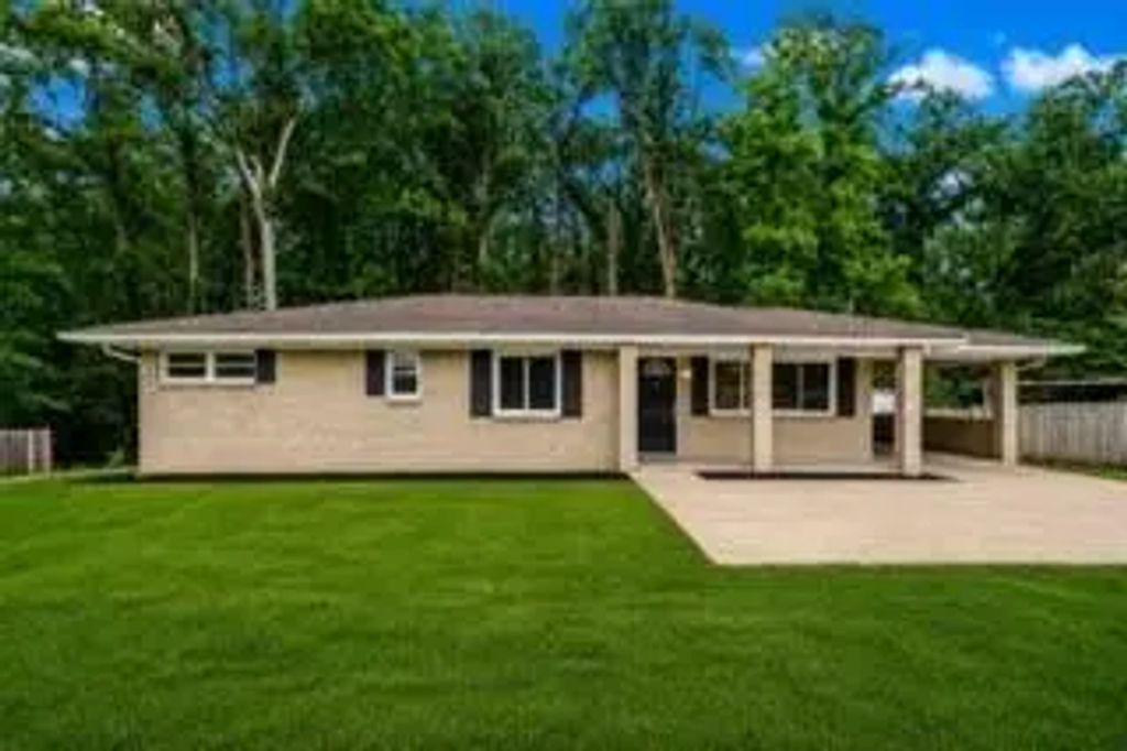 677 N Hairston Road, Stone Mountain