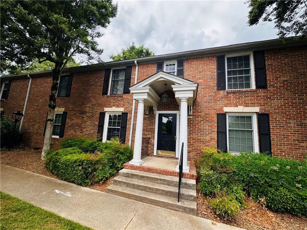 Unit 24e - 6700 Roswell Road, Atlanta