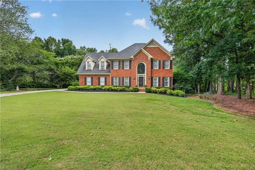 1800 Brookstone Drive, Snellville