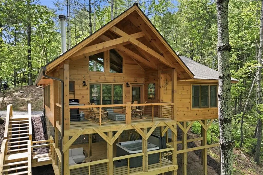85 Christopher Drive, Ellijay