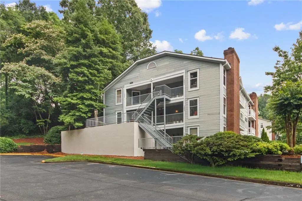 1283 Keys Lake Drive Ne, Brookhaven