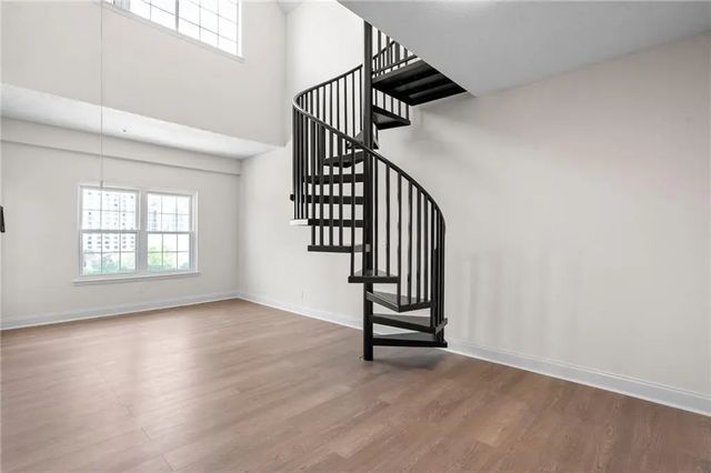 Unit A519 - 1075 Peachtree Walk Ne, Atlanta